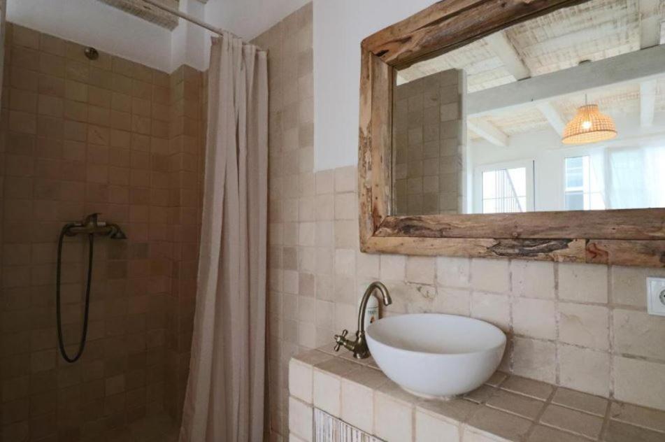 Apartamentos Castillo Quince การ์ตายา ภายนอก รูปภาพ